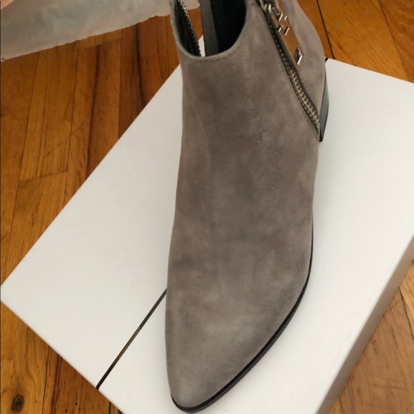 Gray, suede Dolce Vita boots. Never been worn. - Picture 4 of 4